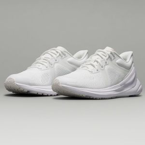 NWT Lululemon Blissfeel Women’s White Running Sneaker Size 7.5